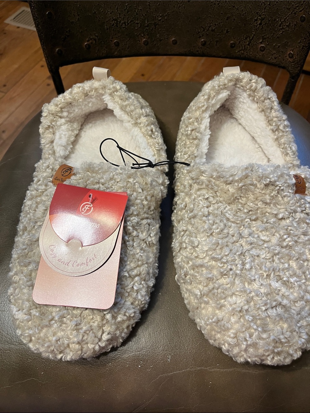 Women's Sherpa Slip-On Cozy Slippers - Light Beige